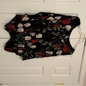 Chic Floral Black Blouse